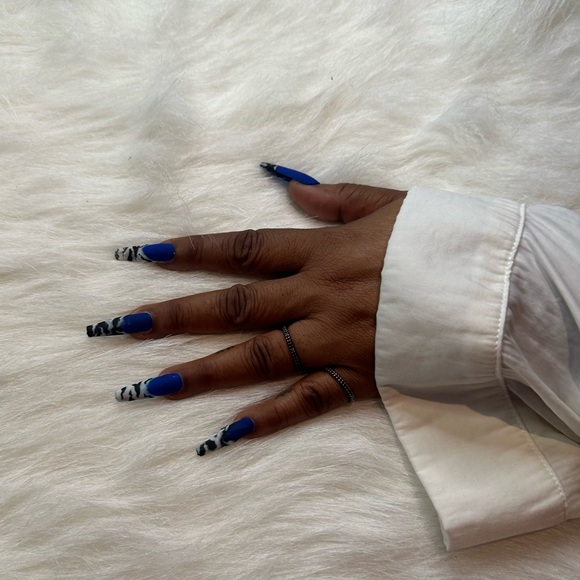 “Oasis” Press On Set by LoveScottiNails - Picture 3 of 8